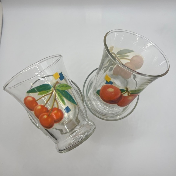 Vintage Mid-Century Cherry Fruit Pattern Cordial Shot Glasses- set of 4 - Picture 6 of 8